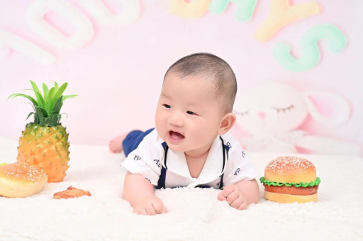 长治宝宝在妈妈肚子里